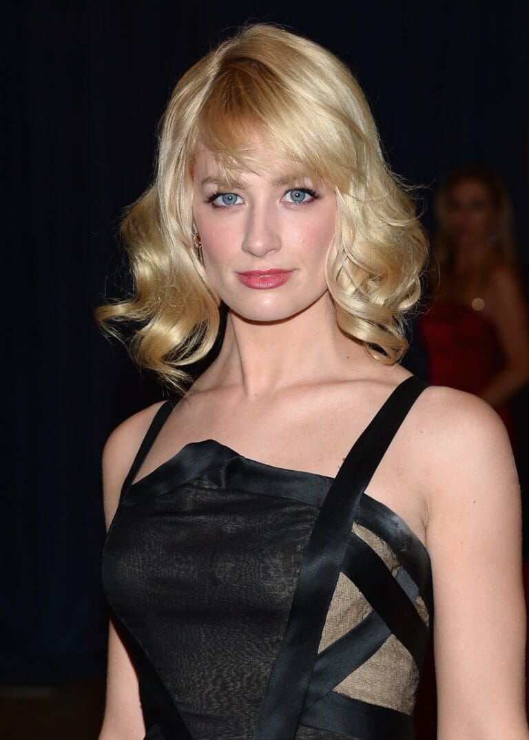 Beth Behrs-81990