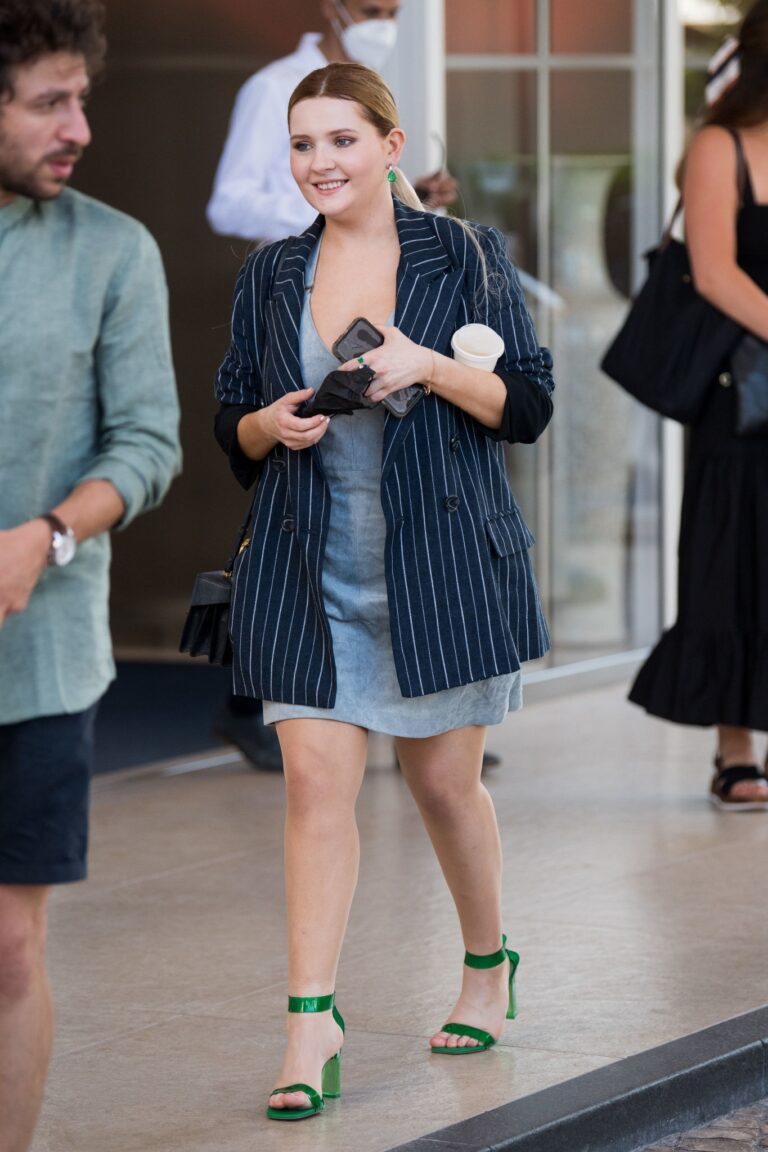 Abigail Breslin-81996