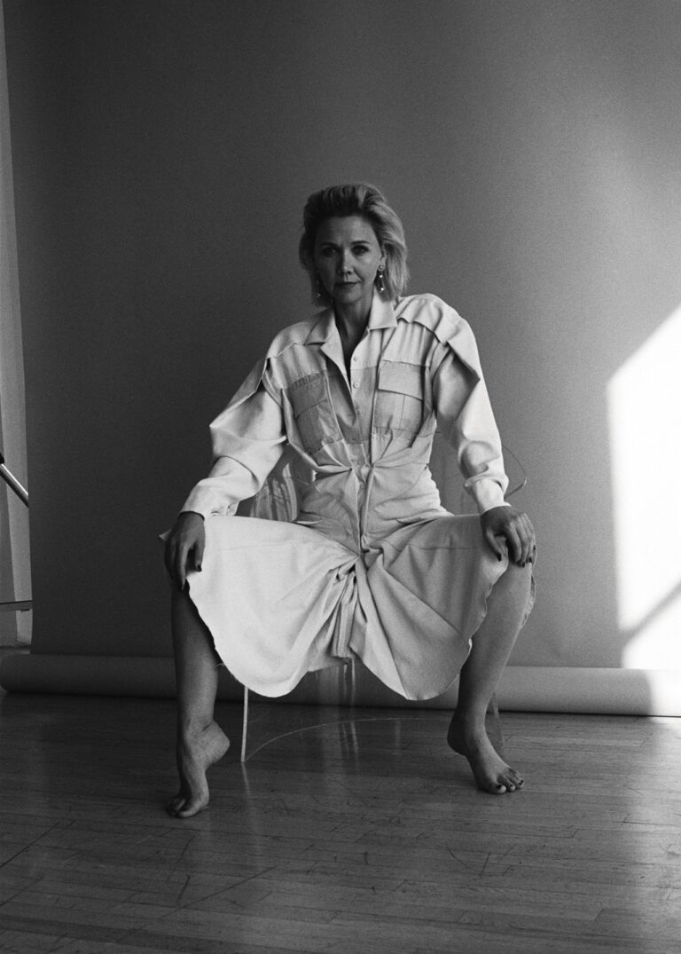 Maggie Gyllenhaal-82945