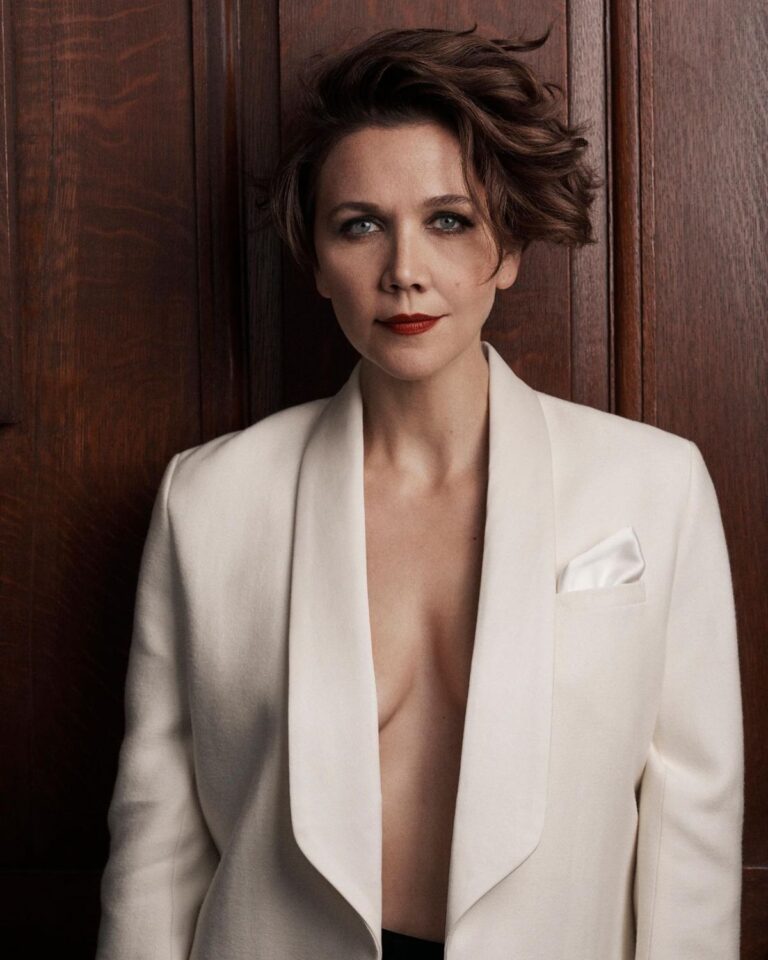 Maggie Gyllenhaal-83015