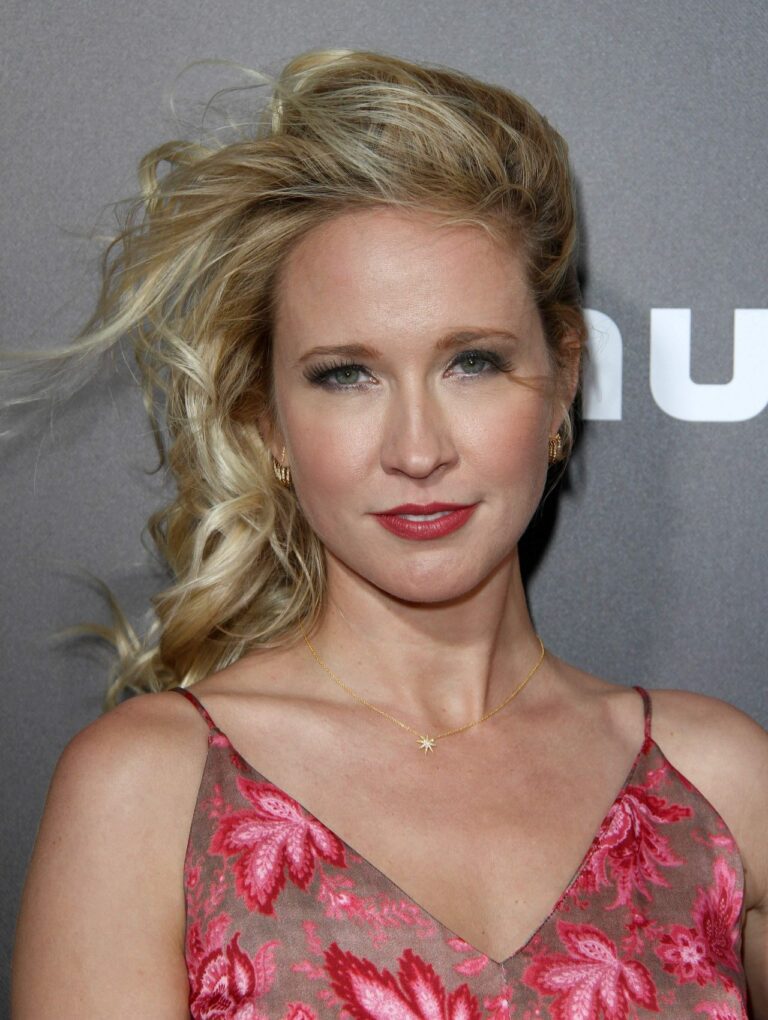 Anna Camp con 34-35 años