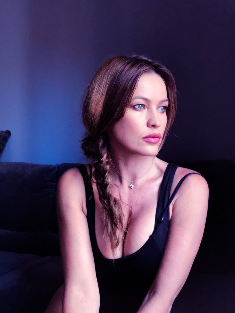 Yuliya Mayarchuk-83648