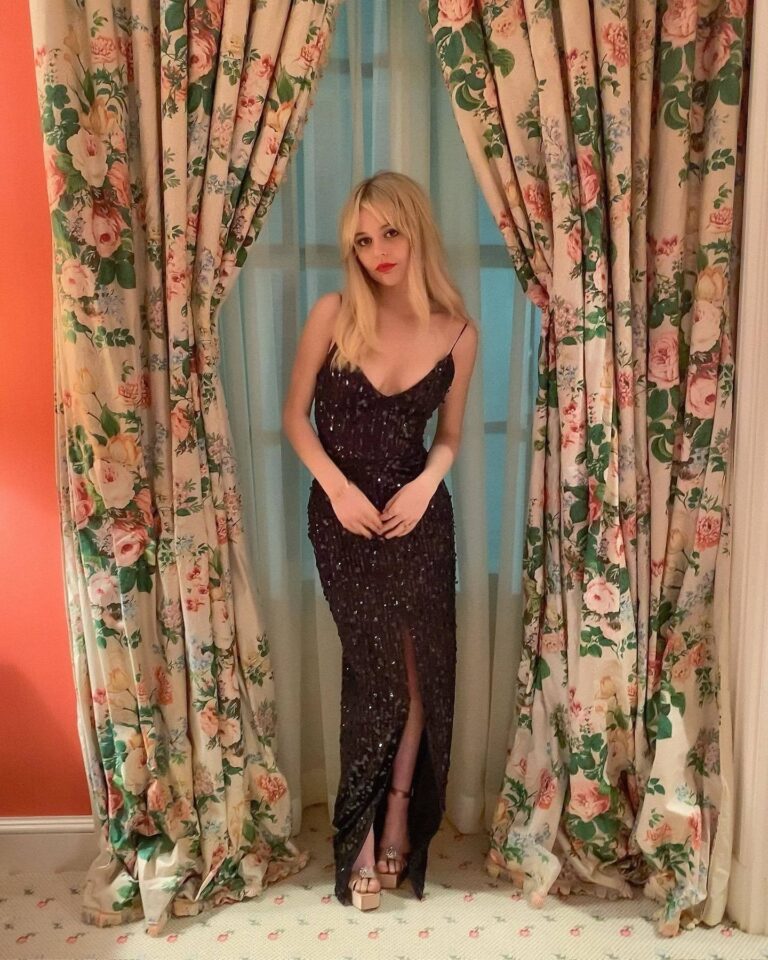 Emily Alyn Lind-83660