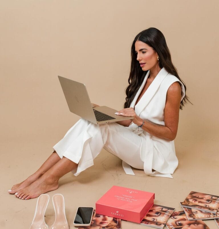 Gaby Espino-84500