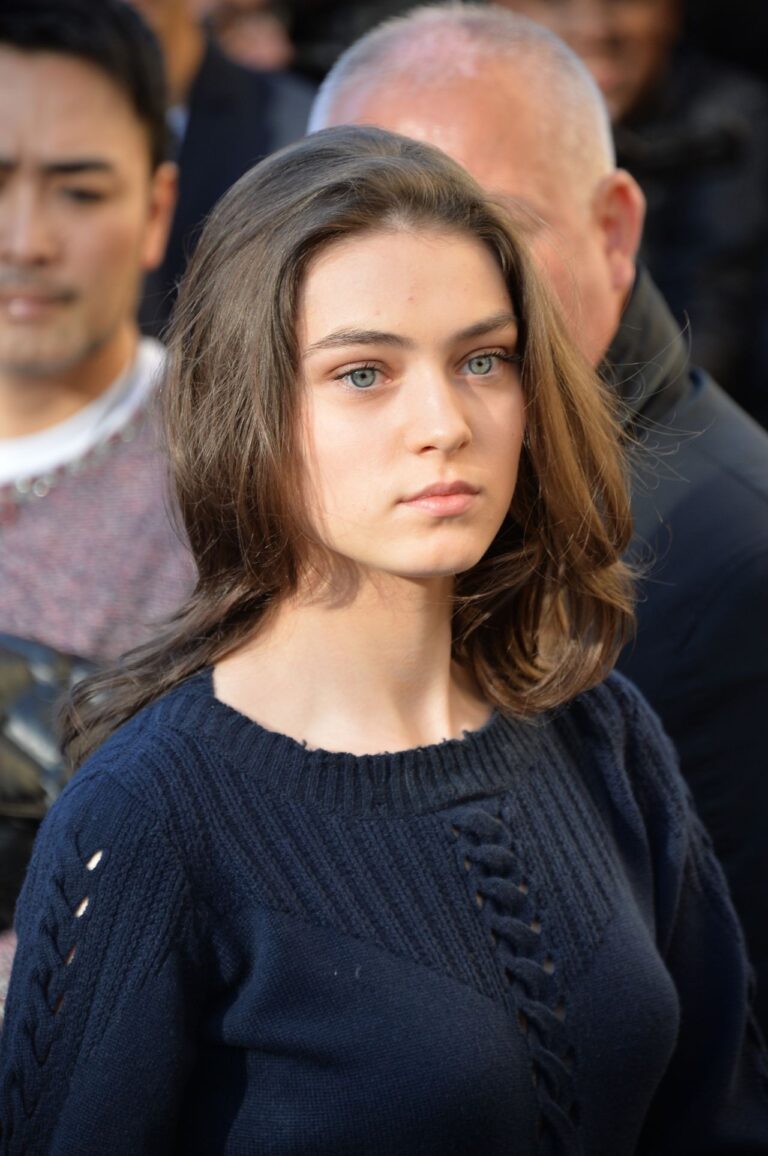 Anamaria Vartolomei con 17-18 años