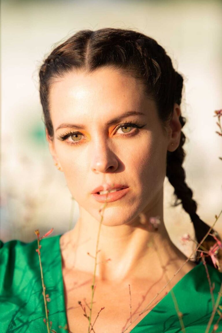 Maggie Civantos-85304