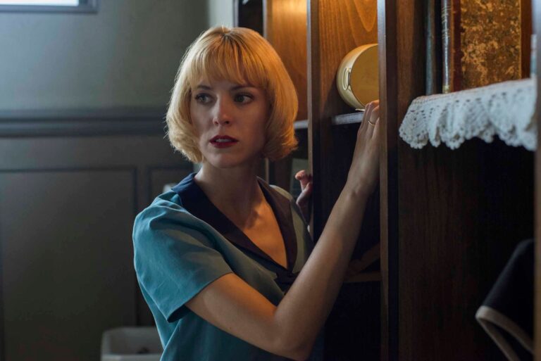 Maggie Civantos-85316