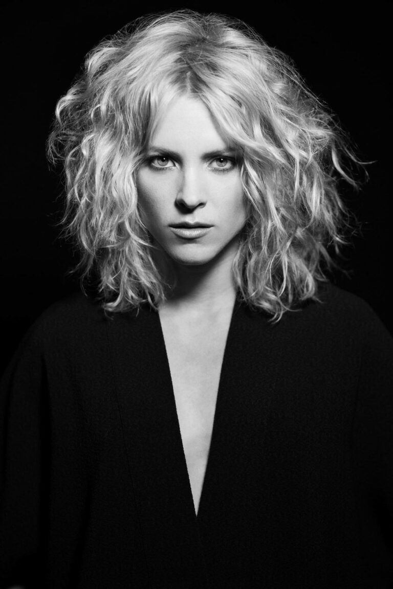 Maggie Civantos-85320