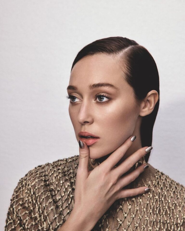 Alycia Debnam-Carey con 29-30 años