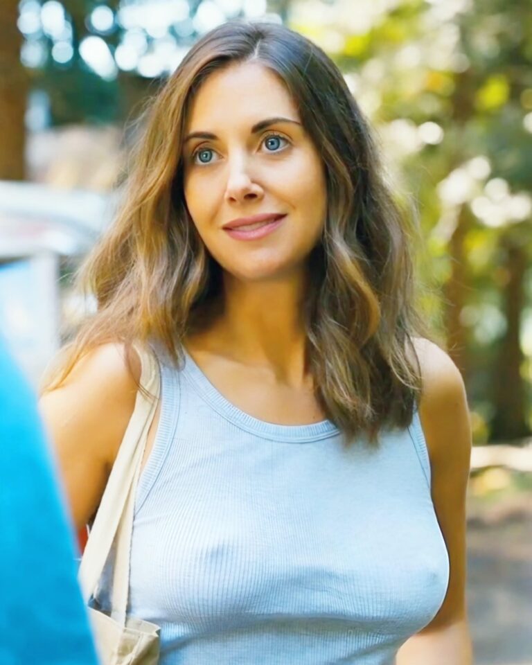 Alison Brie-85901