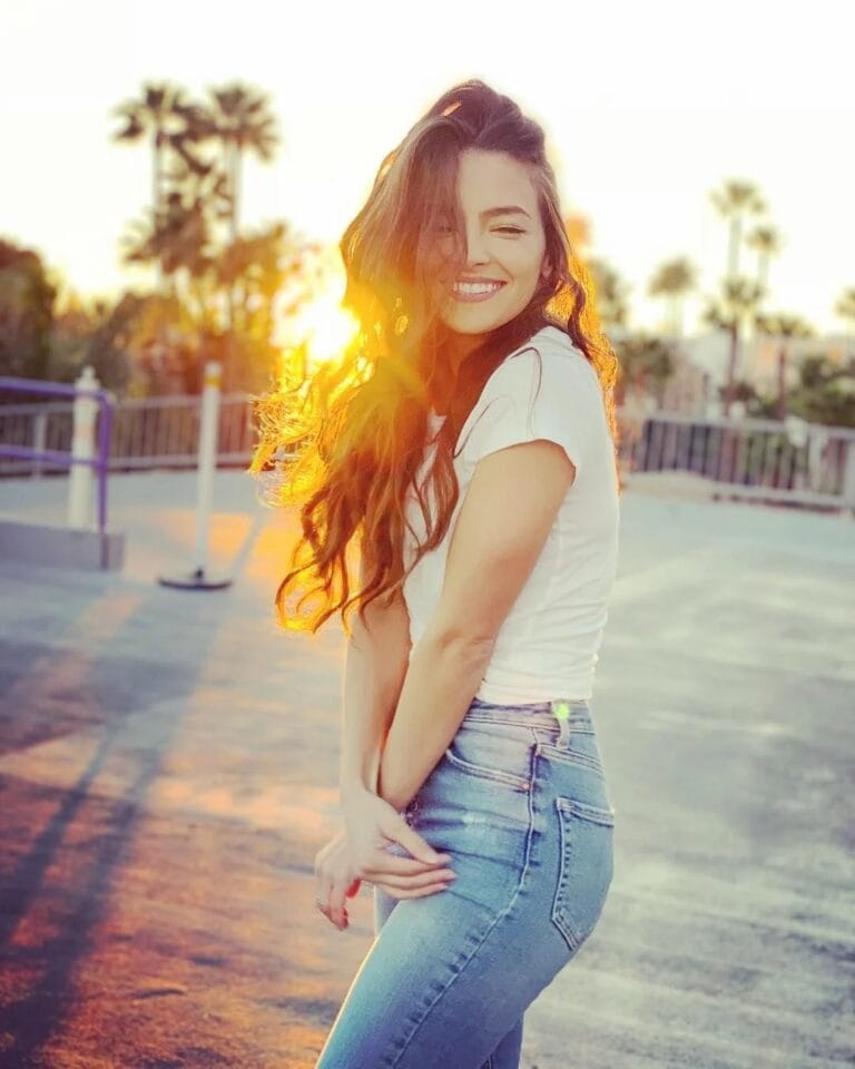 Kayla Compton-85926