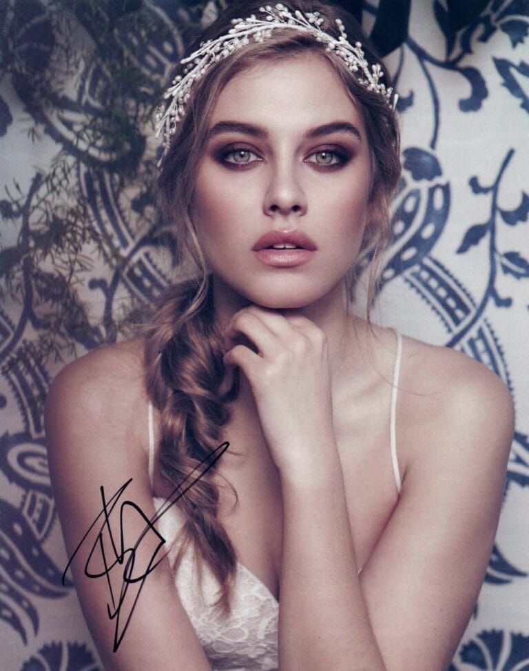 Tiera Skovbye-86030