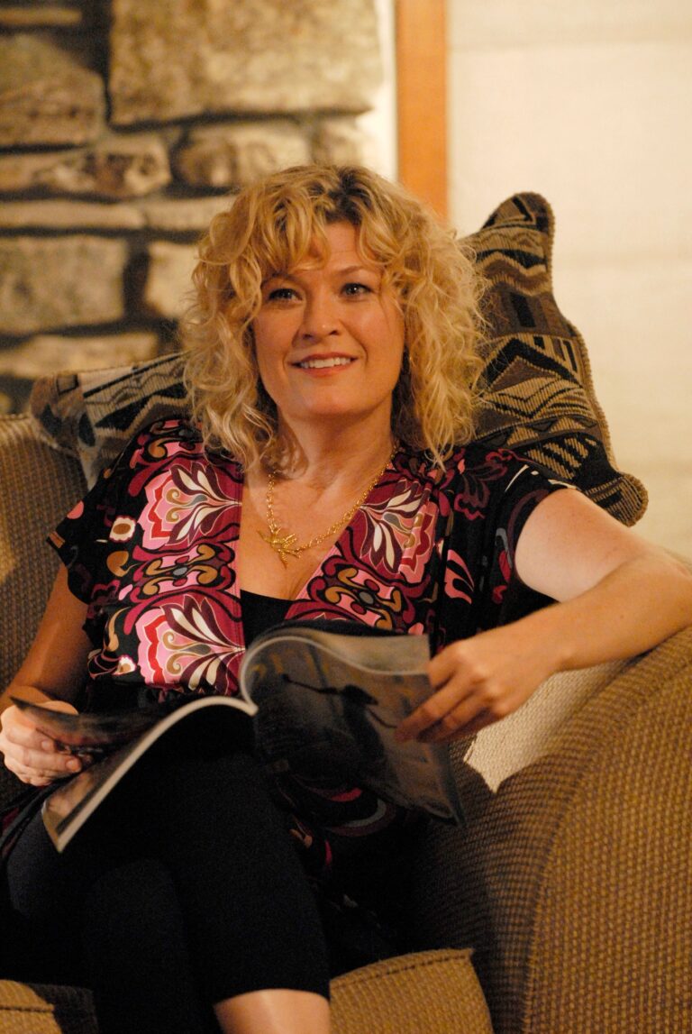 Dana Wheeler-Nicholson-86417