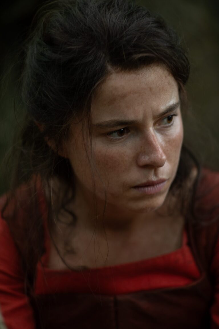 Jessie Buckley-87008