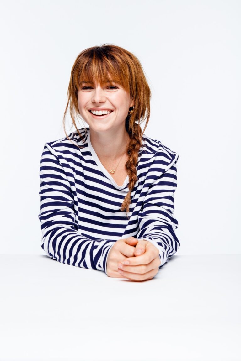 Jessie Buckley-87010