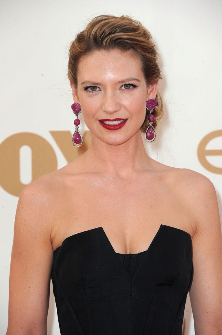 Anna Torv-87481