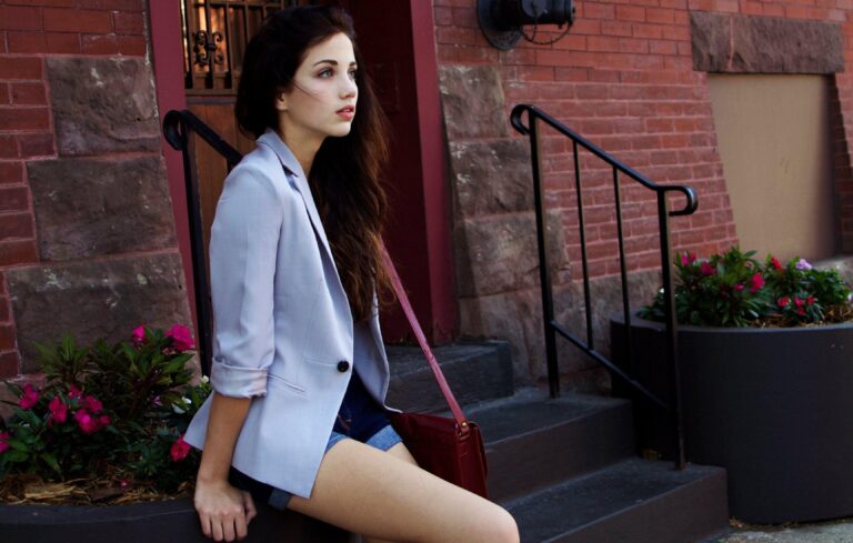 Emily Rudd-88237