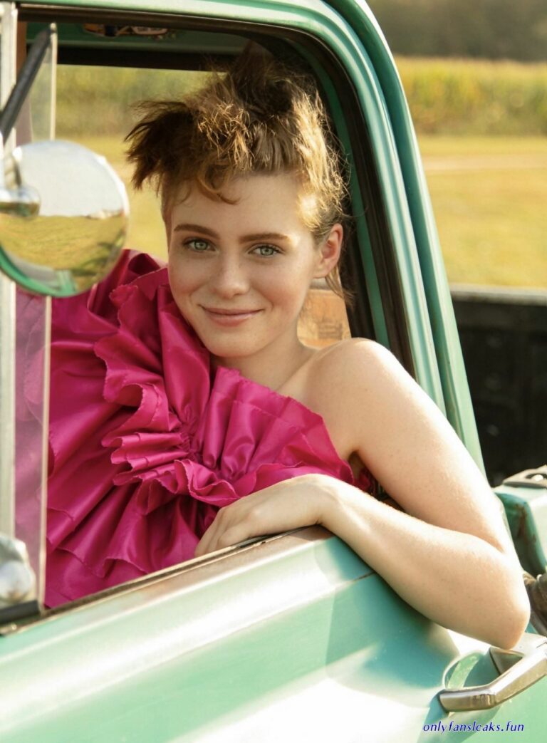 Sophia Lillis-88591