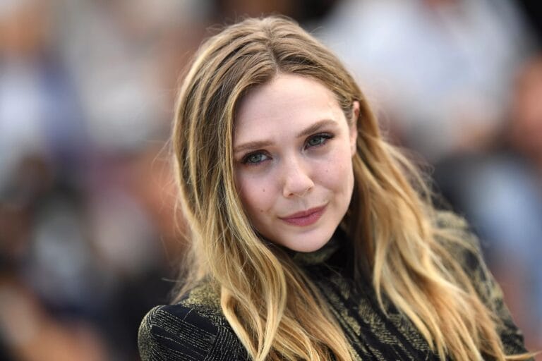 Elizabeth Olsen con 31-32 años