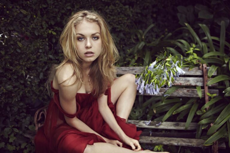 Penelope Mitchell-89228