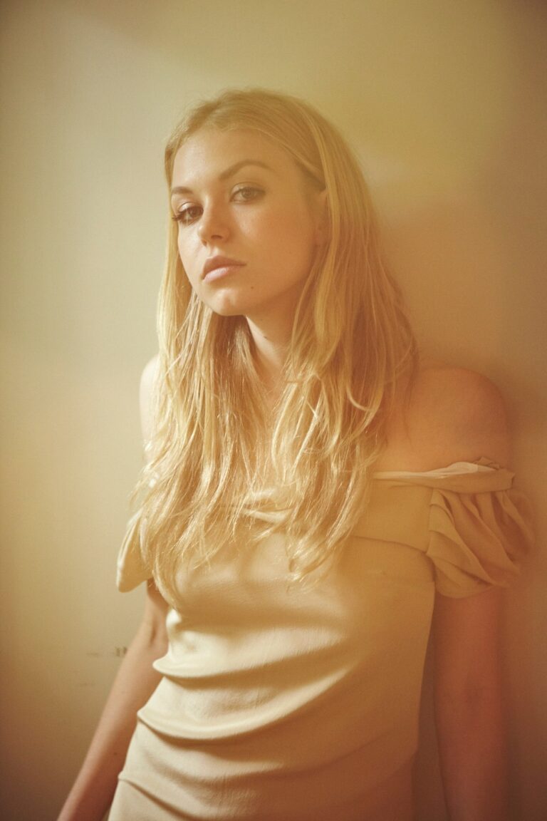Penelope Mitchell-89232