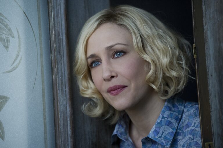 Vera Farmiga-89601