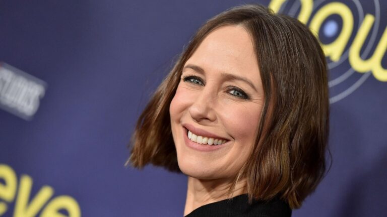 Vera Farmiga-89603