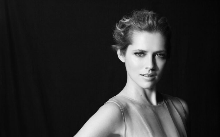 Teresa Palmer-90205