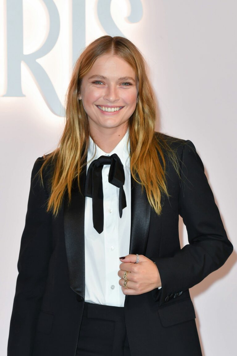 Camille Razat-90773