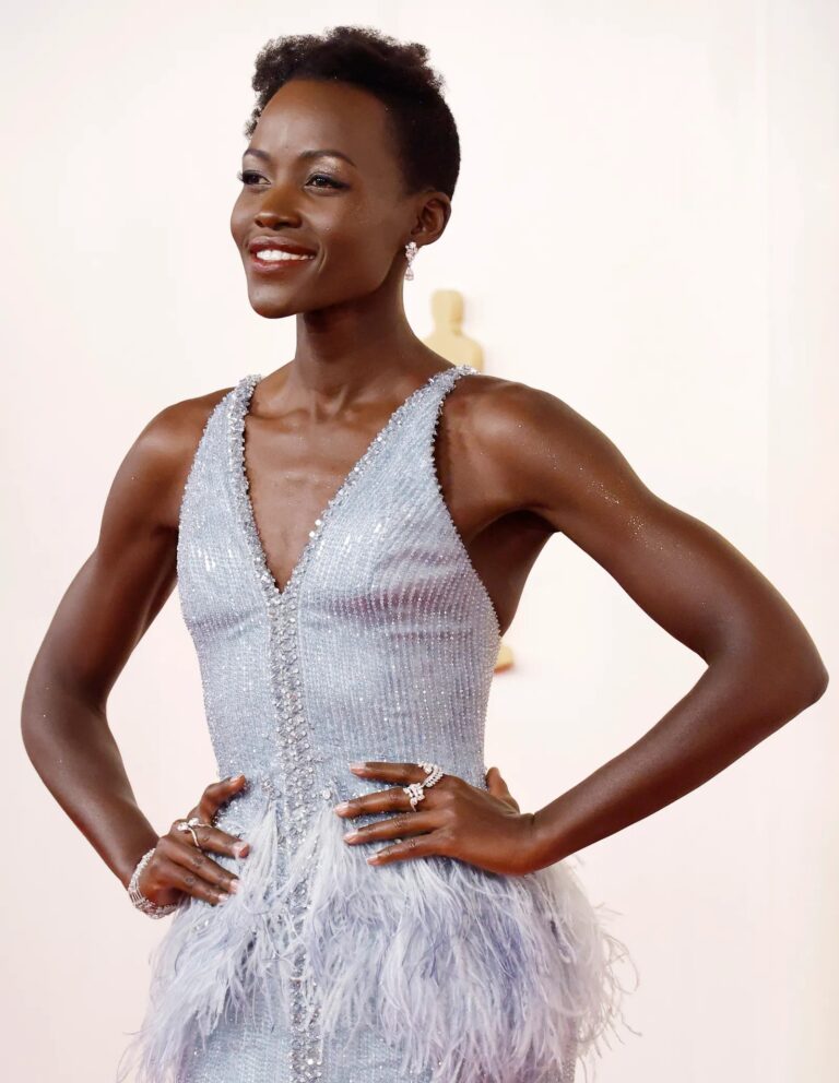 Lupita Nyong’o con 40-41 años