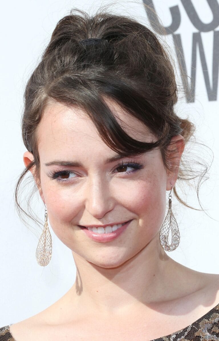 Milana Vayntrub-92531