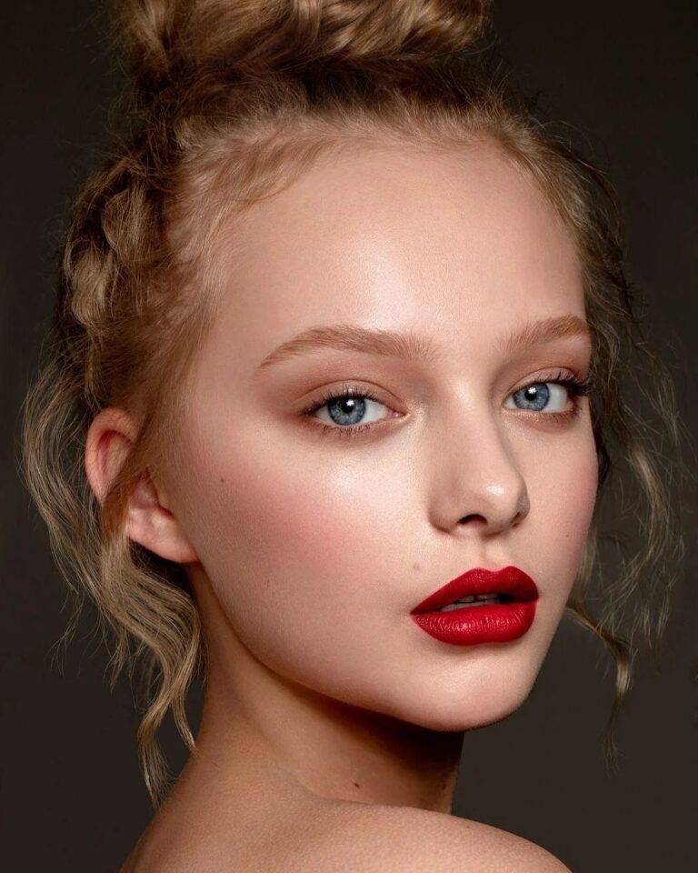 Amiah Miller-92689