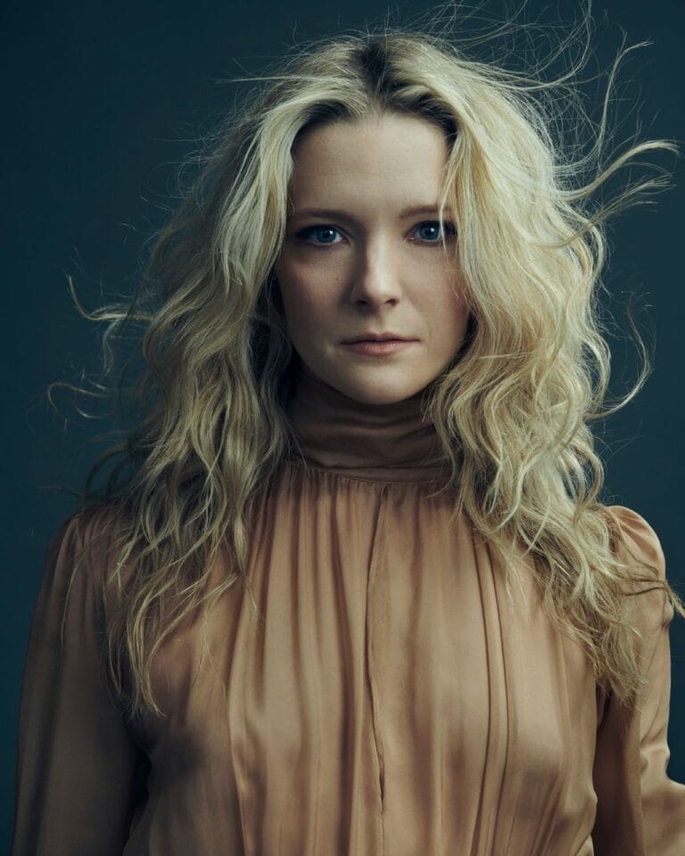 Morfydd Clark-92849