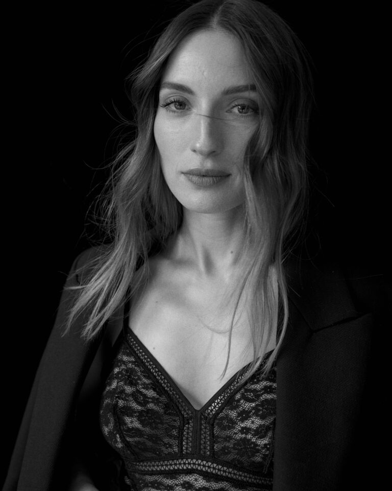 María Valverde-93310
