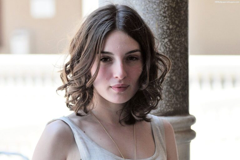 María Valverde-93331