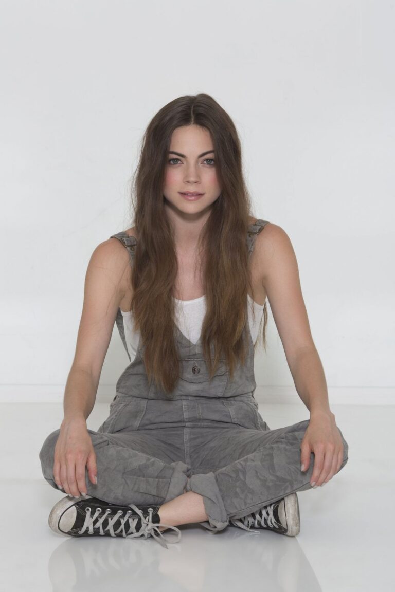 Caitlin Carver-94205