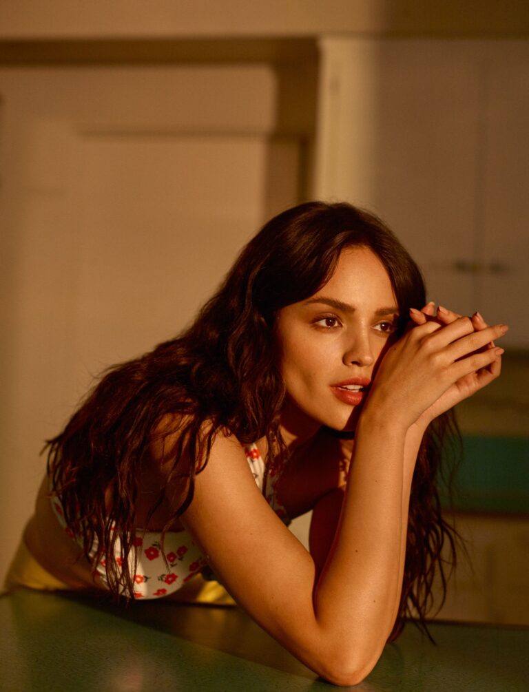 Eiza González-94679