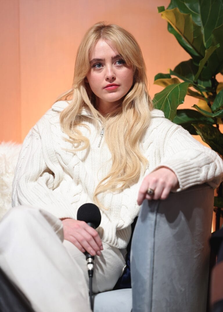 Kathryn Newton-95509