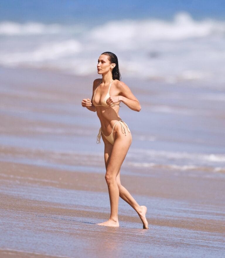 Bella Hadid-96129