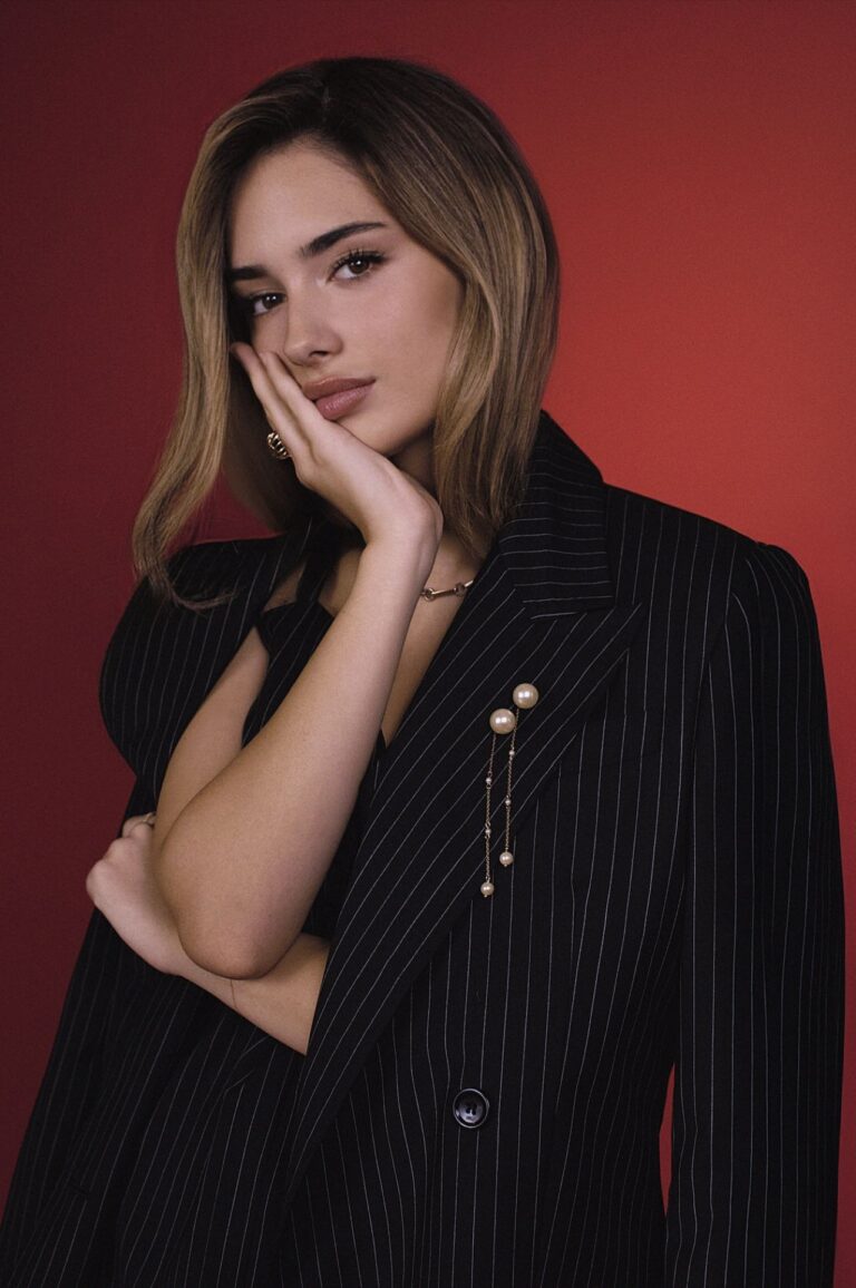 Julia Butters-96417