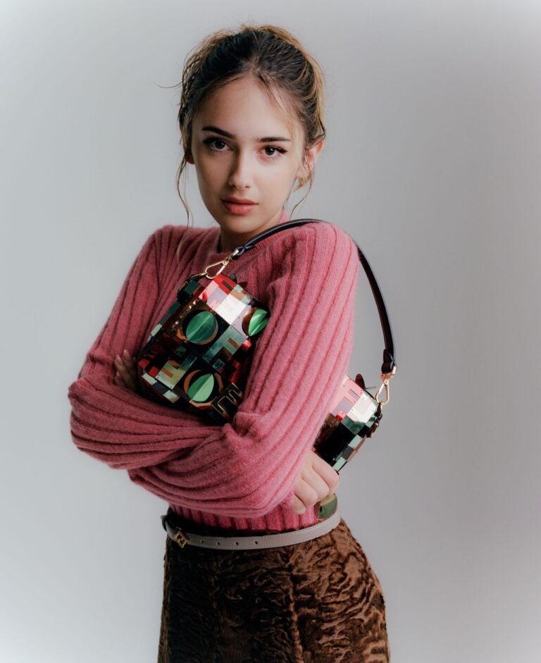 Julia Butters-96431