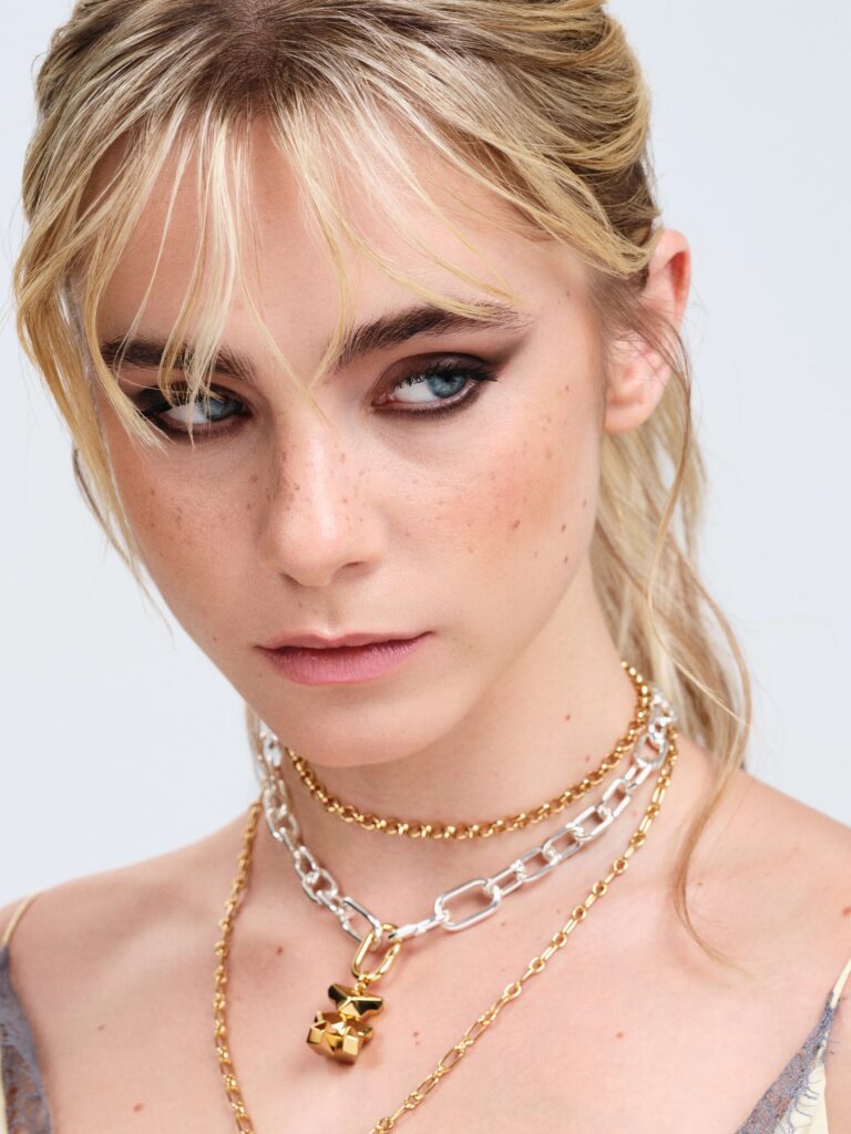 Clara Galle-97084