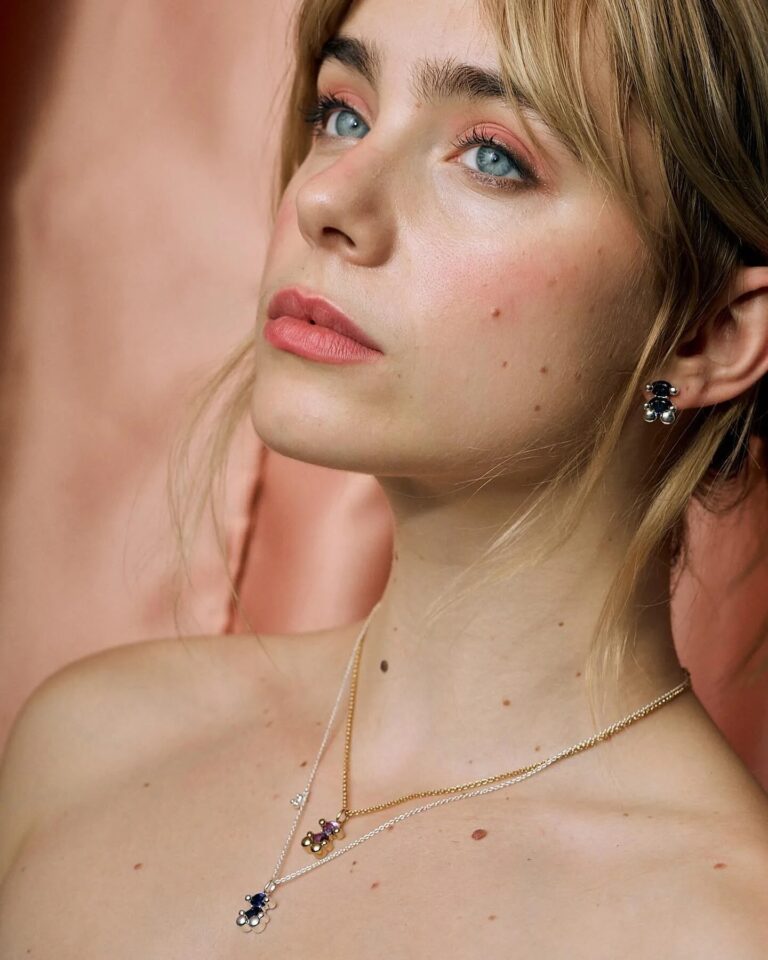 Clara Galle-97098