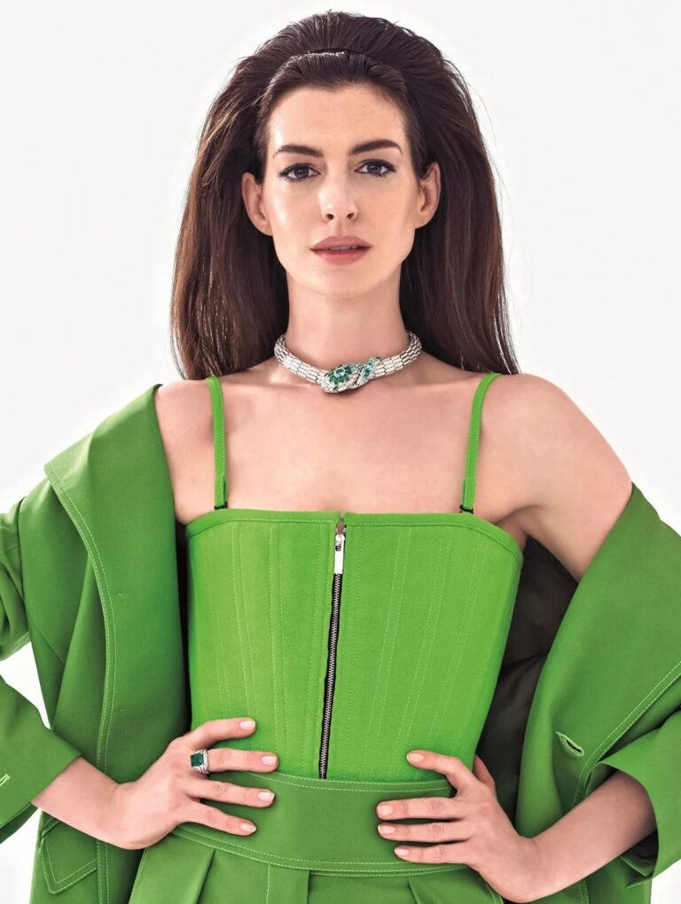 Anne Hathaway-97657
