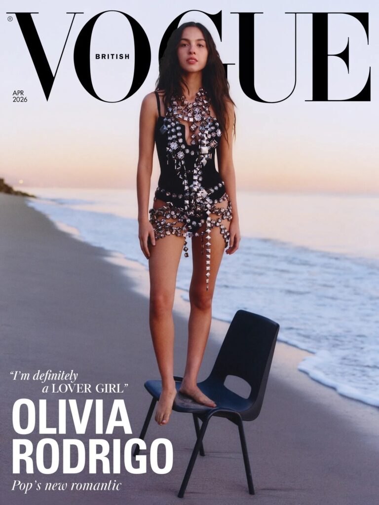 Olivia Rodrigo: Can you help us describe this image?