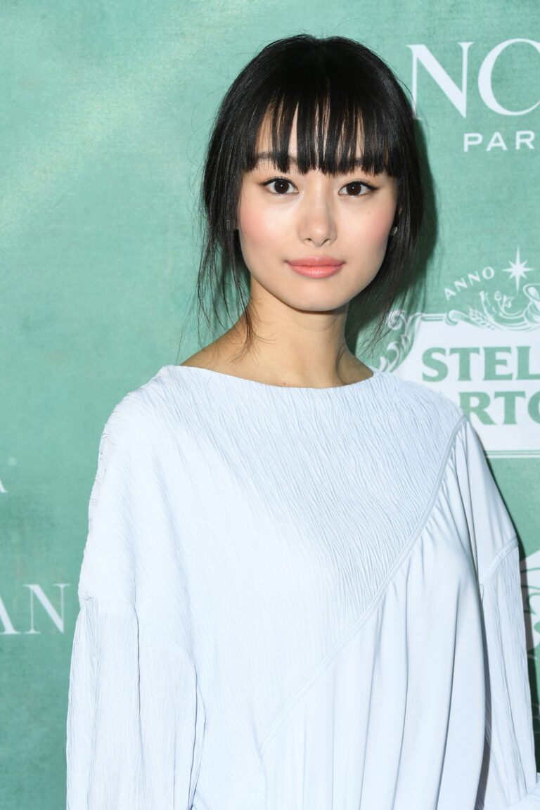 Shioli Kutsuna-98029