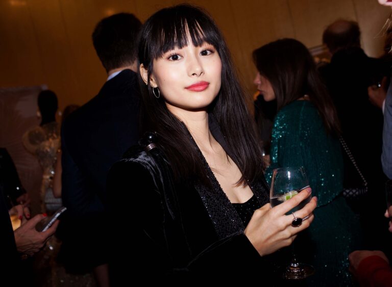 Shioli Kutsuna-98035