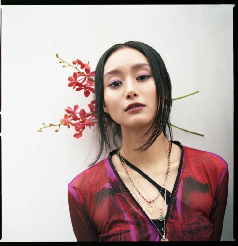 Shioli Kutsuna-98055