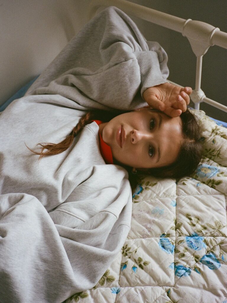 Millie Bobby Brown con 18-19 años