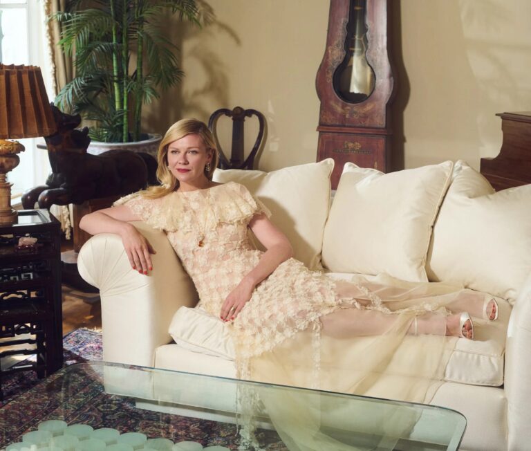 Kirsten Dunst con 42-43 años